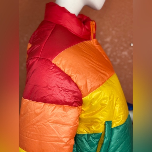 Hot & Delicious Fiery Orange and Red Jacket Size Large - Picture 15 of 17